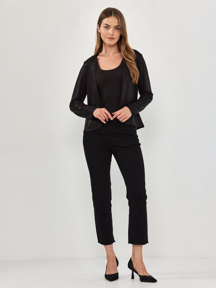 עליונית PROMO לורקס בצבע שחור