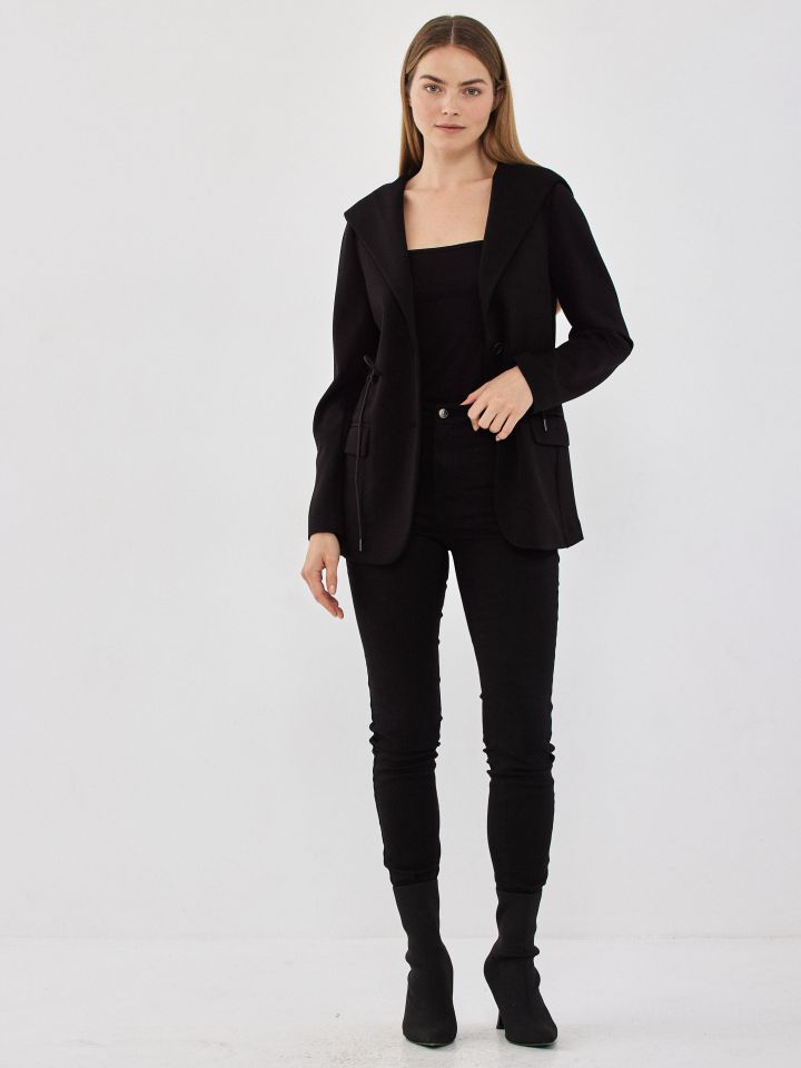 ג’קט קפוצ’ון PROMO בצבע שחור