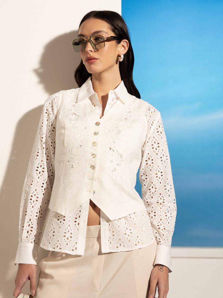 וסט מראה פישתן ריקמות בצבע לבן