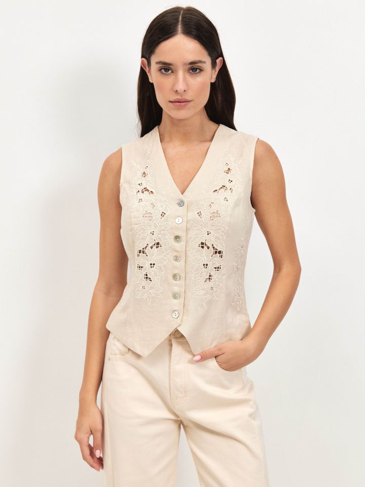 וסט מראה פישתן ריקמות בצבע טיבעי