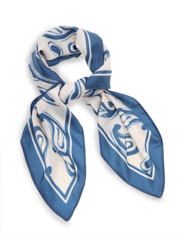 מטפחת פייזלי בצבע כחול