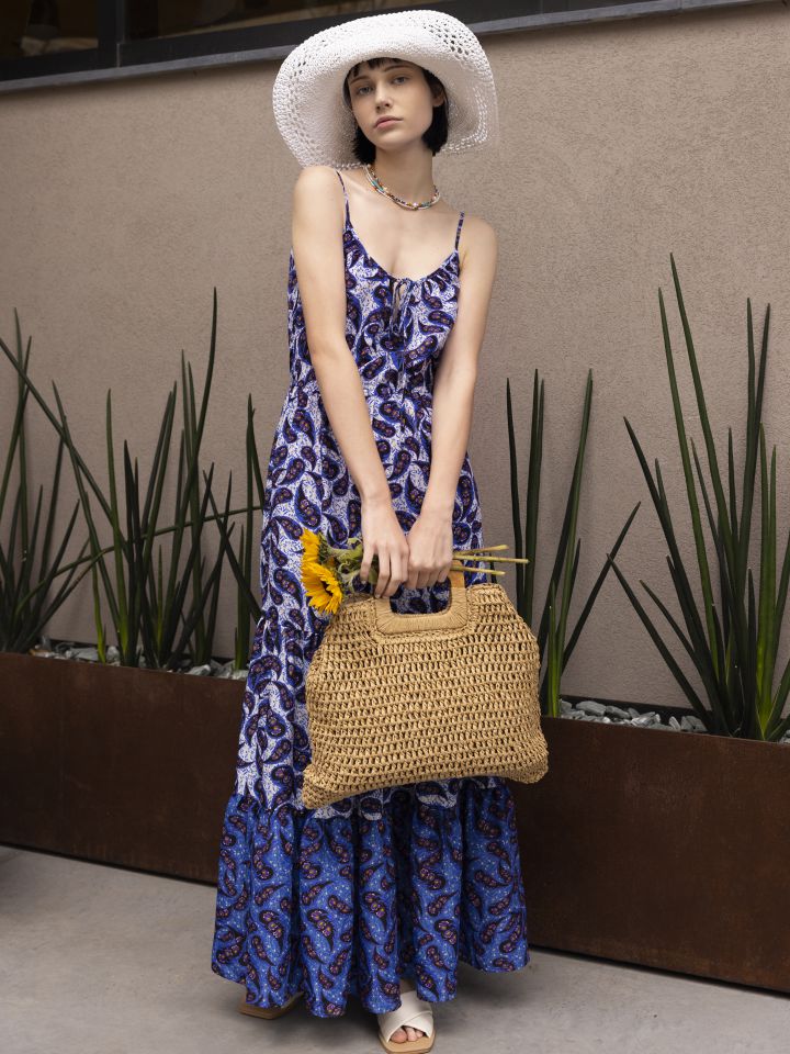 כובע קש שילוב חרוזים בצבע לבן