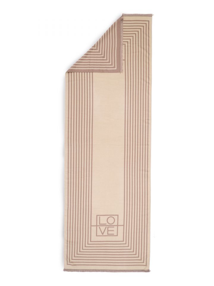 צעיף LOVE בצבע קאמל