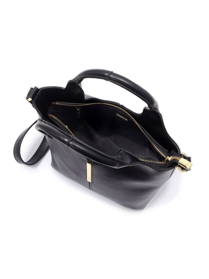 תיק צד שילוב תיפורים בצבע שחור