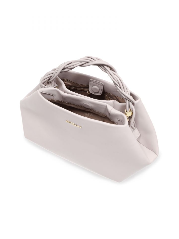 תיק קלאץ רצועה מסובבת בצבע פודרה