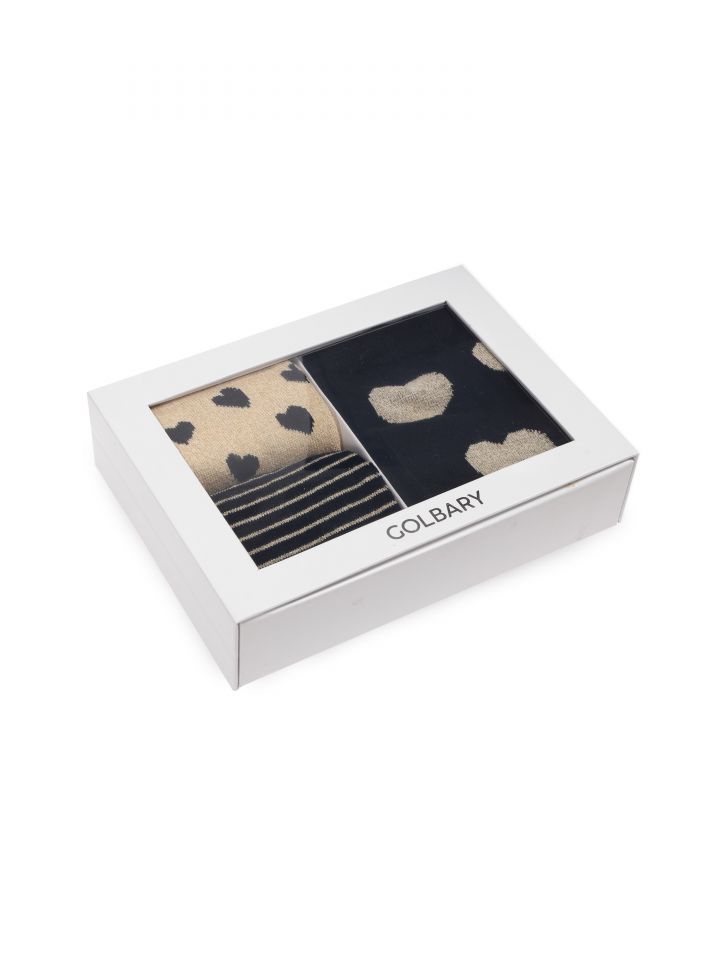 מארז שלישיית גרביים גבוהות בצבע שחור דפוס זהב