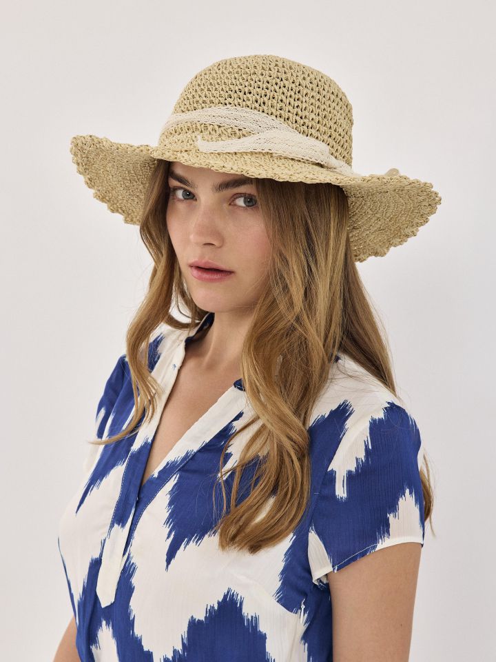 כובע קש סרט תחרה בצבע טיבעי