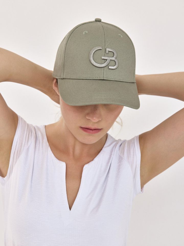 כובע קסקט GOLBARY בצבע ירוק בינוני