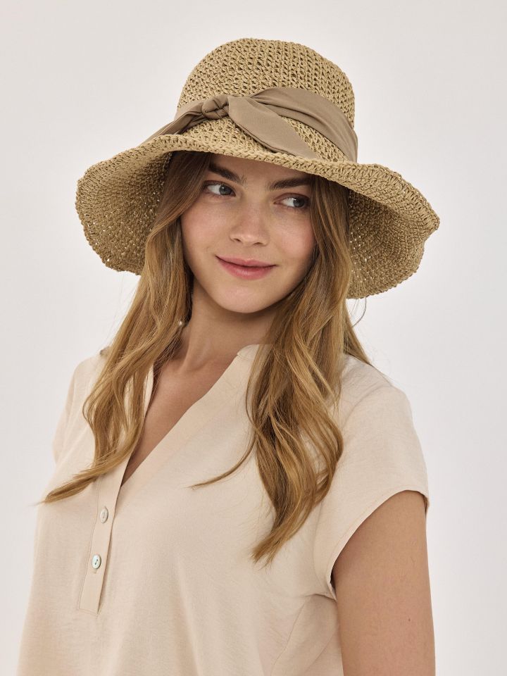 כובע קש קשירת פפיון בצבע טיבעי