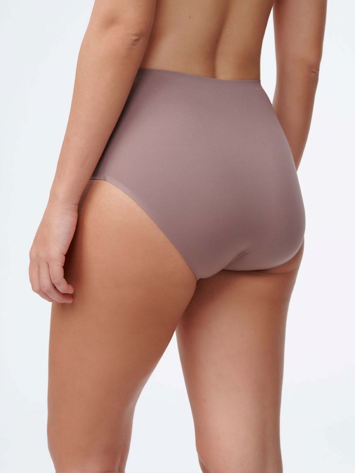 תחתוני מקסי בגזרה גבוהה 1185-P בצבע פודרה