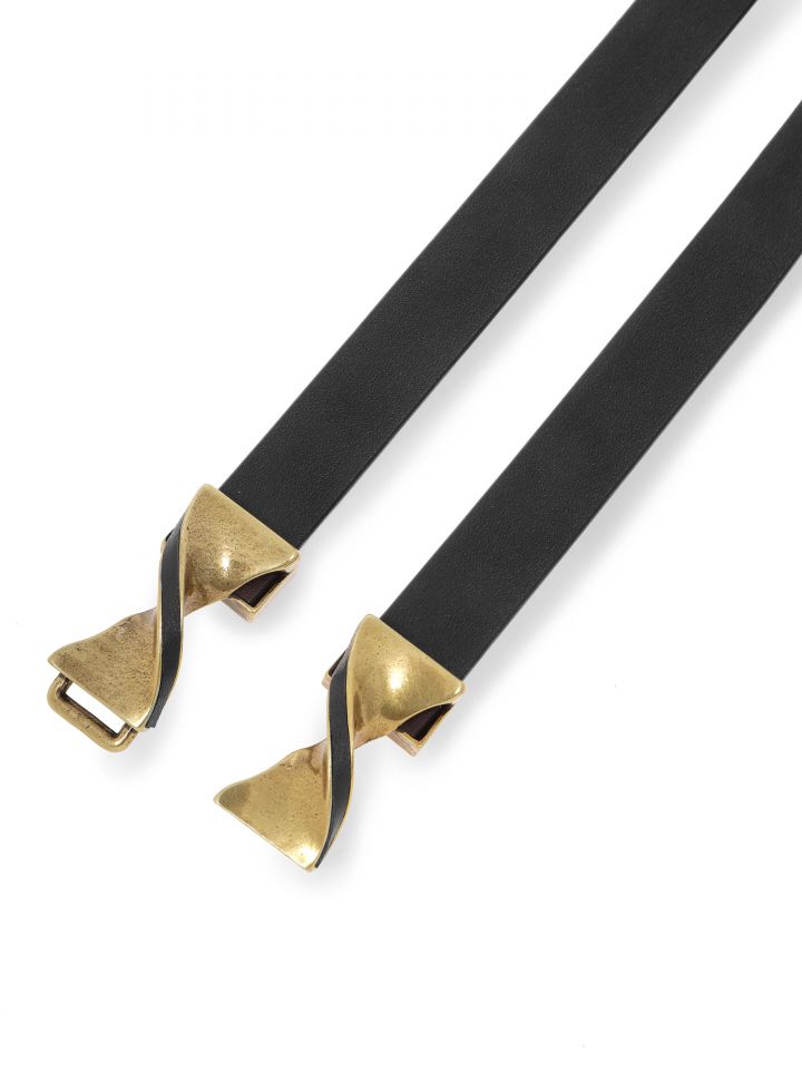 חגורה אבזם מתעגל בצבע שחור