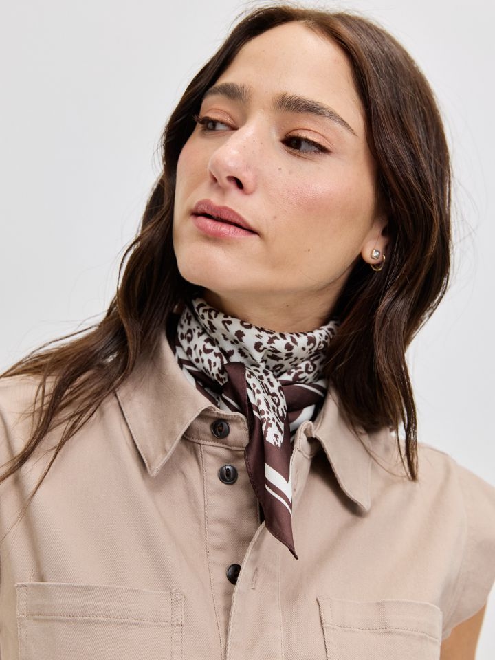 צעיף מודפס בצבע מנומר