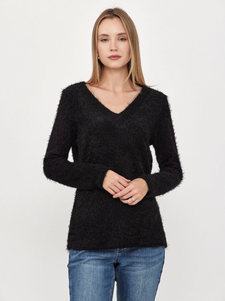 סריג V PROMO בצבע שחור