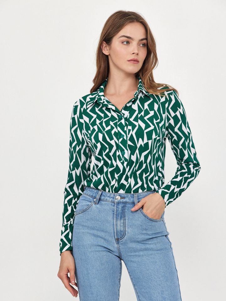 חולצה שינה דפוס בצבע ירוק