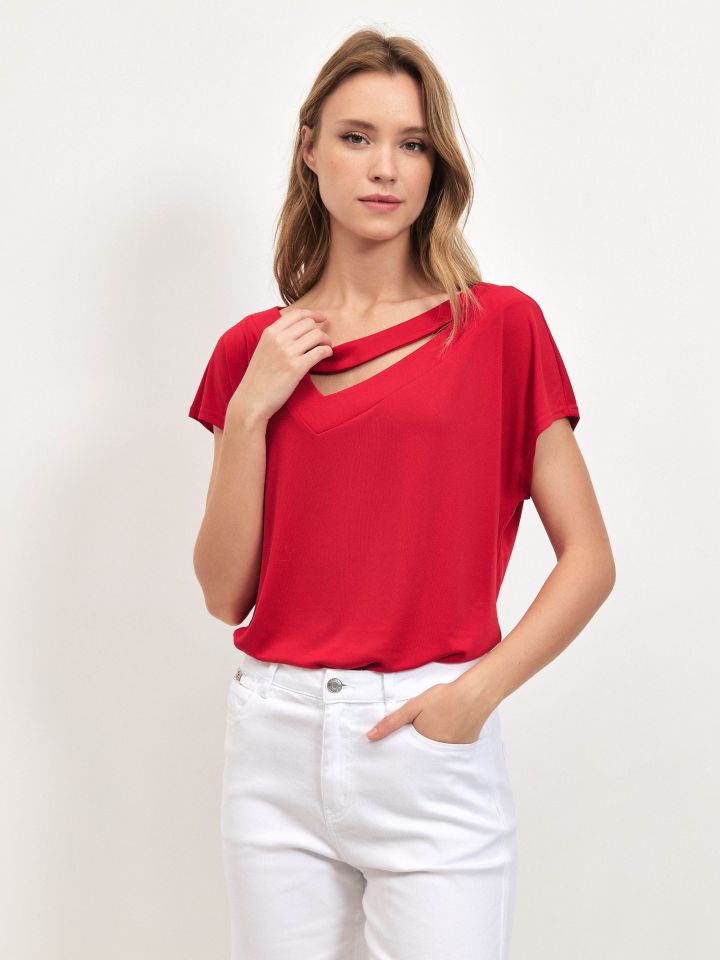 חולצה אמזון פתח PROMO בצבע אדום