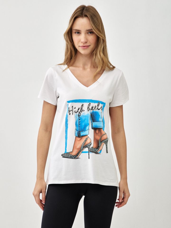 חולצה V נעליים PROMO בצבע לבן