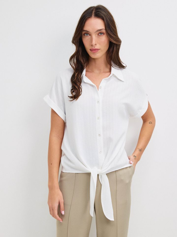 חולצה פסים קשירה בצבע לבן