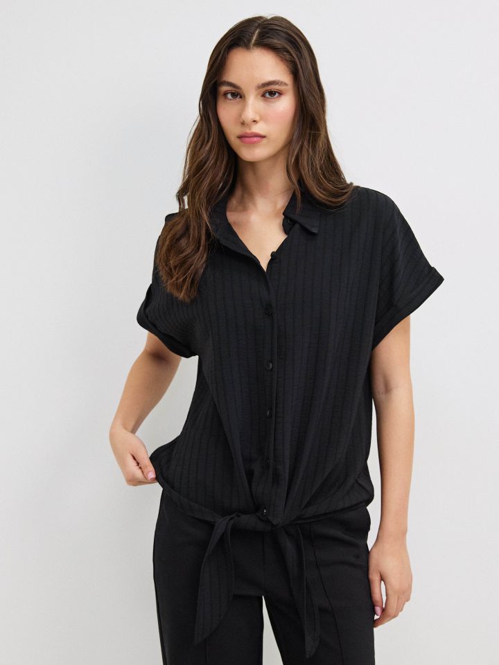 חולצה פסים קשירה בצבע שחור