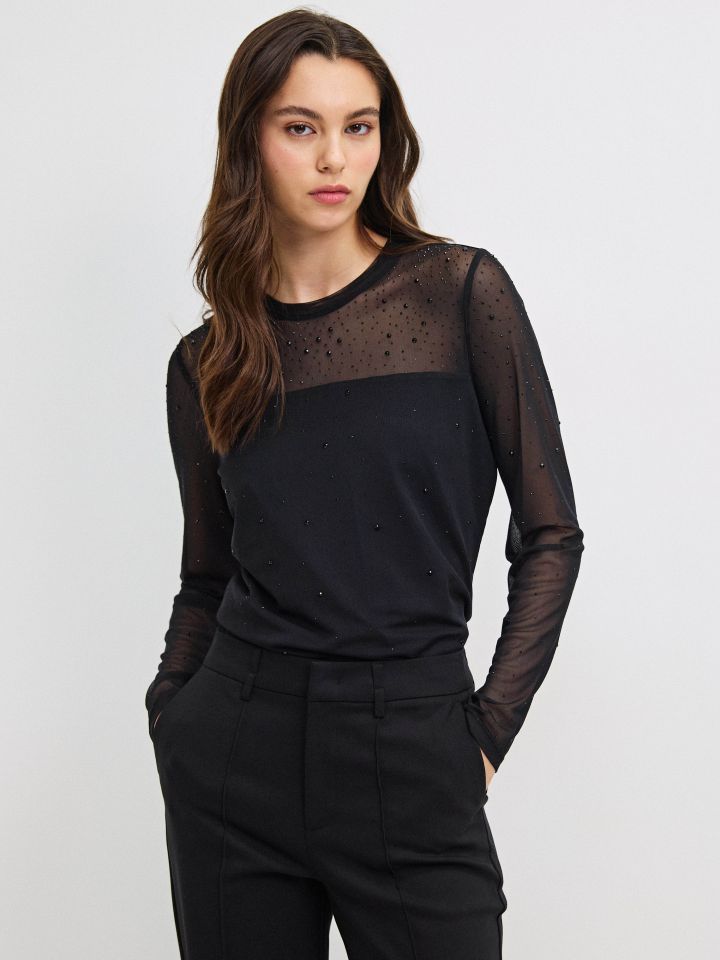 חולצה שיפון דמוי יהלומים בצבע שחור