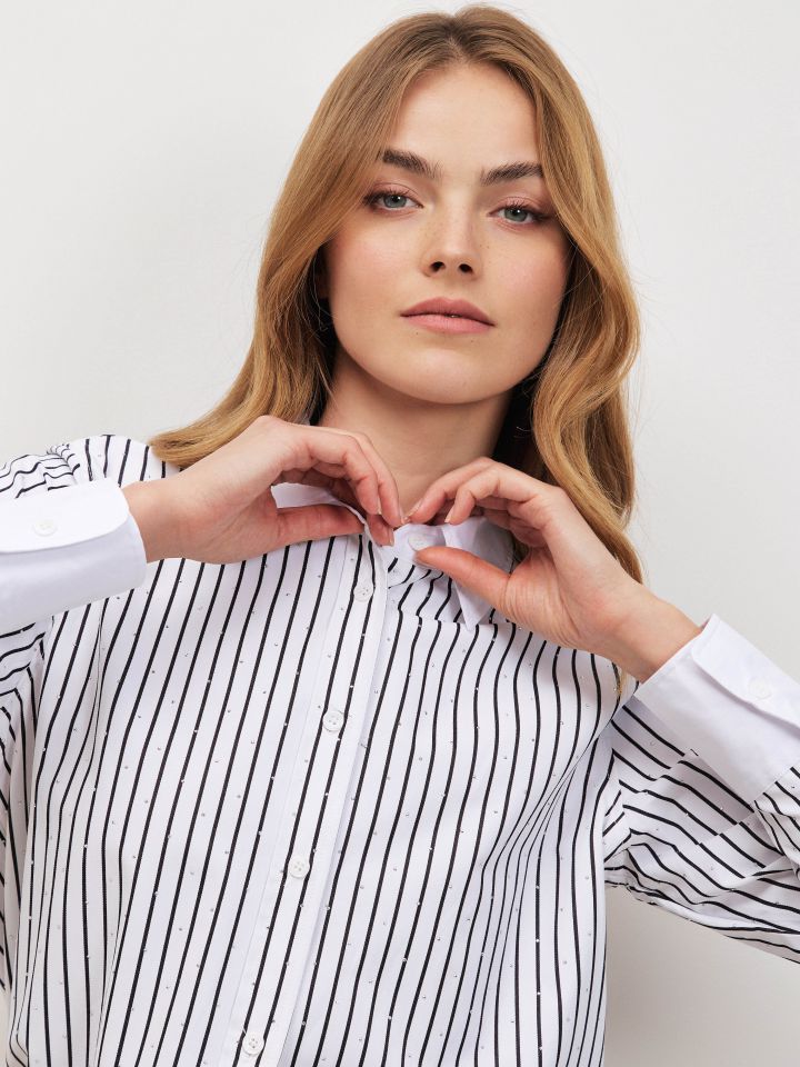 חולצה פסים ודמוי יהלומים בצבע פסים