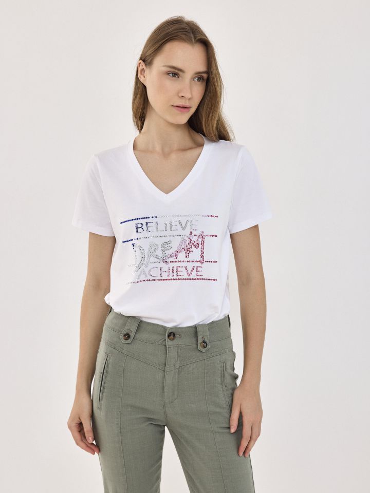 חולצה יהלומים DREAM בצבע לבן