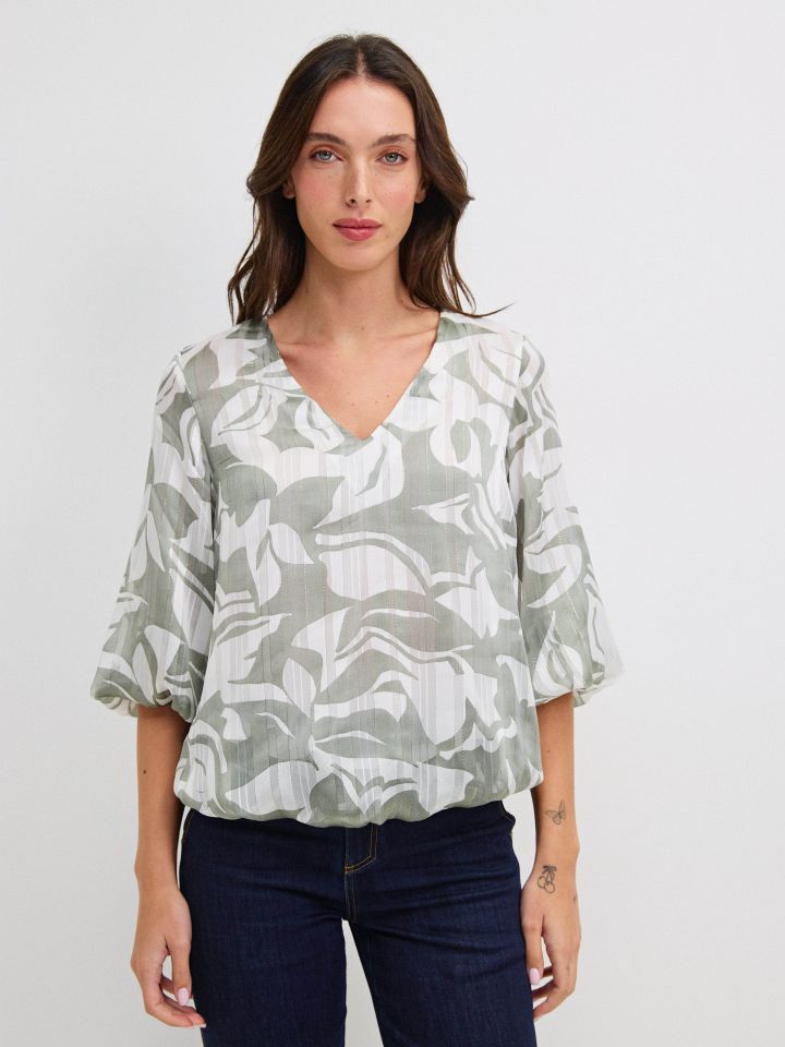 חולצה V דפוס בלון PROMO בצבע זית