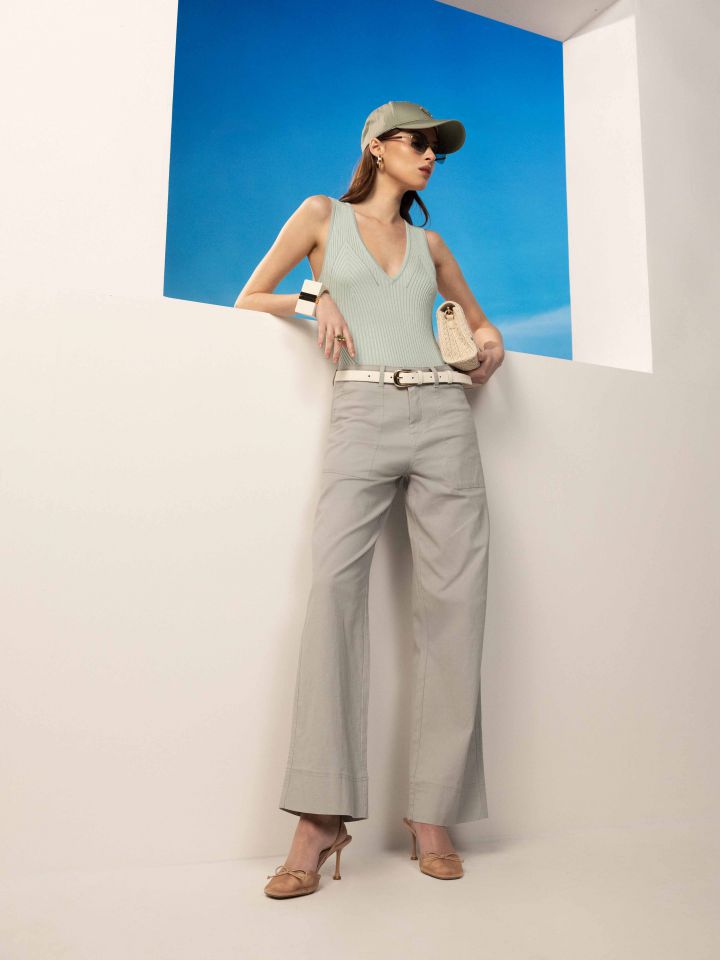 מכנסיים דריל כיסים בצבע ירוק בהיר