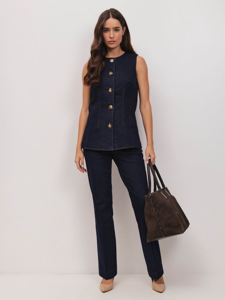 מכנסיים ג’ינס כיסי צד בצבע ג’ינס כהה