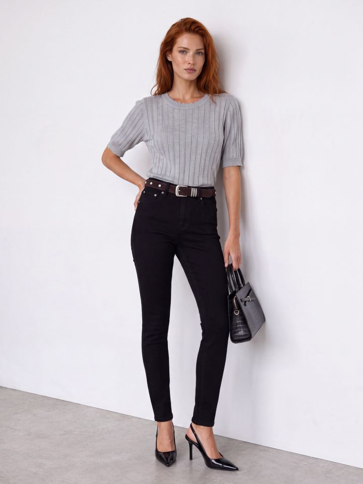 מכנסיים ג’ינס SKINNY בצבע שחור