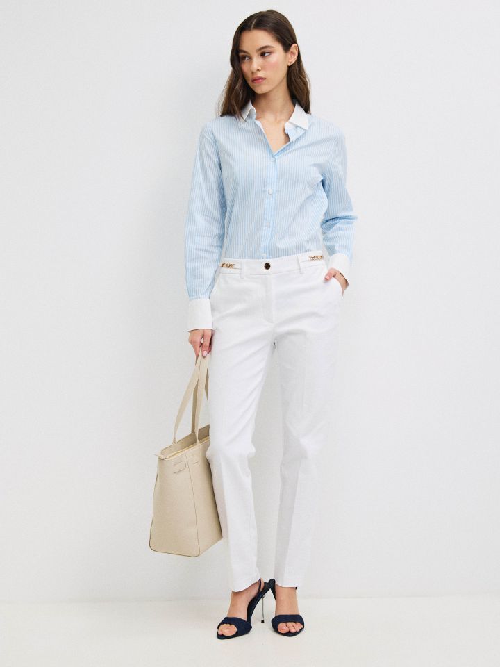 מכנסיים אבזמים ארוך בצבע לבן