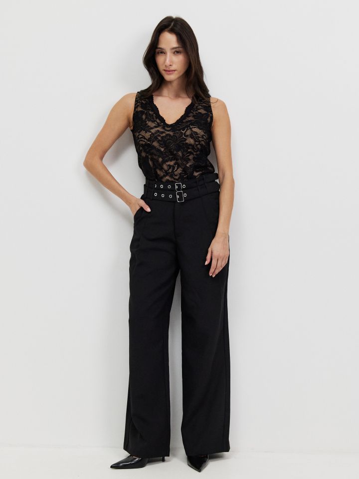 מכנסיים חגורה כפולה בצבע שחור