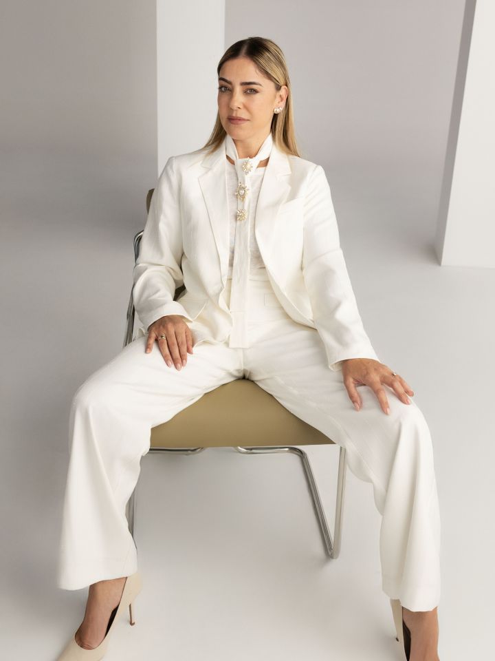 מכנסיים פסי פייטים בצבע אופוויט