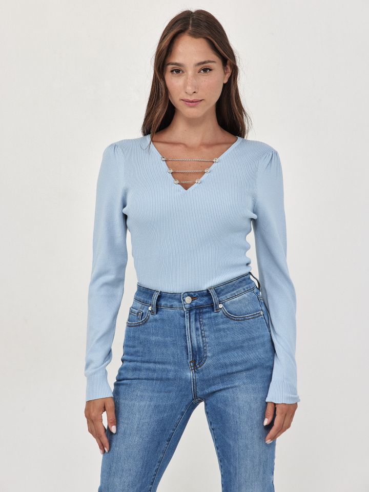 סריג ריב V פתח שרשרת PROMO בצבע תכלת אורלי