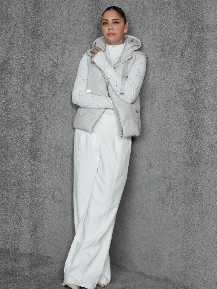 סריג מעויניים בצבע אופוויט