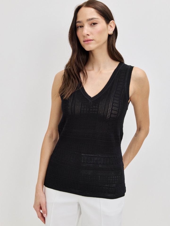 גופיה סריג פרונט קרושה בצבע שחור