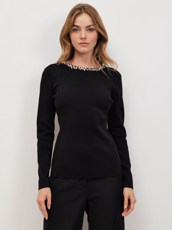 סריג פתח דמוי יהלומים בצבע שחור