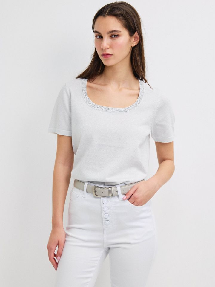 סריג לורקס פתח בצבע אפור כסף