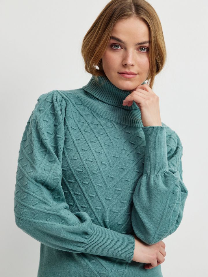 סריג גולף SHIRA בצבע ירוק בהיר