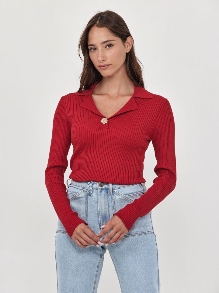 סריג צוארון כפתור זהב PROMO בצבע אדום מלבורו