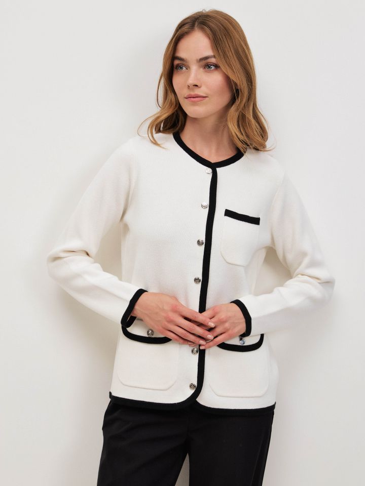 עליונית סריג שילובים בצבע אופוויט