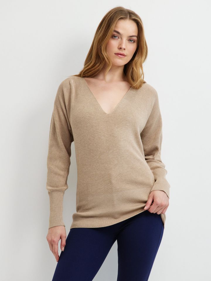 סריג V מנגטים רחבים PROMO בצבע בייז מלנג’