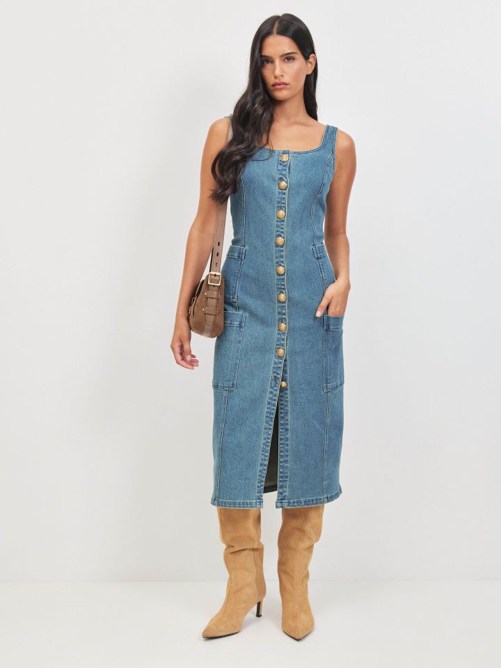 שמלה ג’ינס כפתורי זהב בצבע ג’ינס