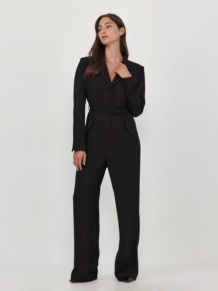 אוברול צוארון כפתורים בצבע שחור