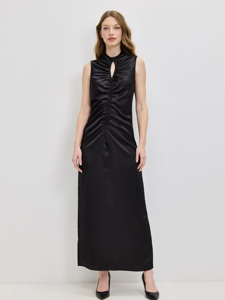 שמלה סטן כיווץ בצבע שחור