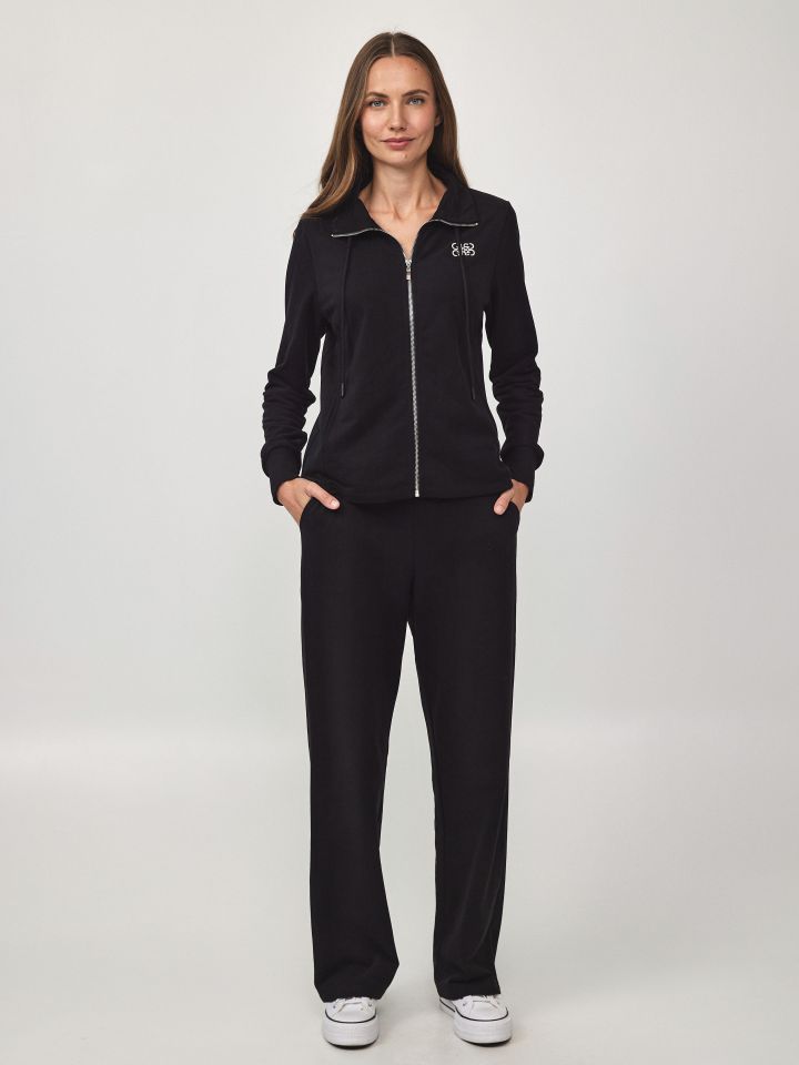 חליפת פנאי + עליונית בצבע שחור