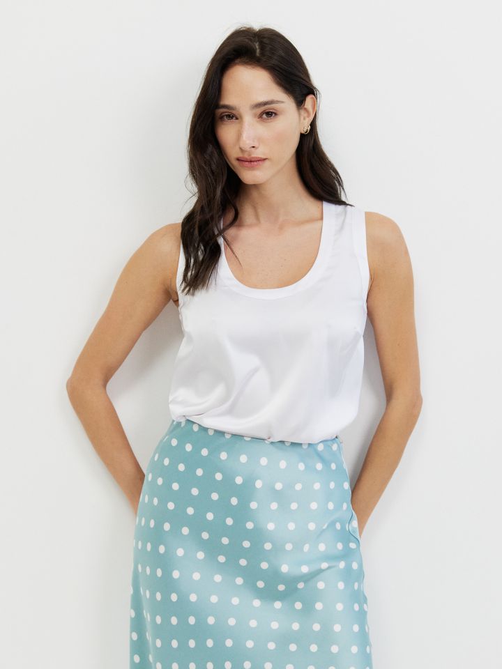 גופיה סטן פתח עגול PROMO בצבע לבן