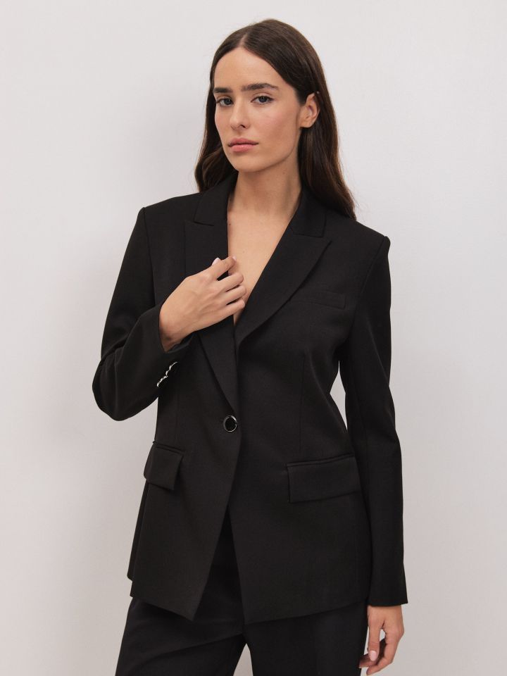 ג’קט כפתור PROMO בצבע שחור