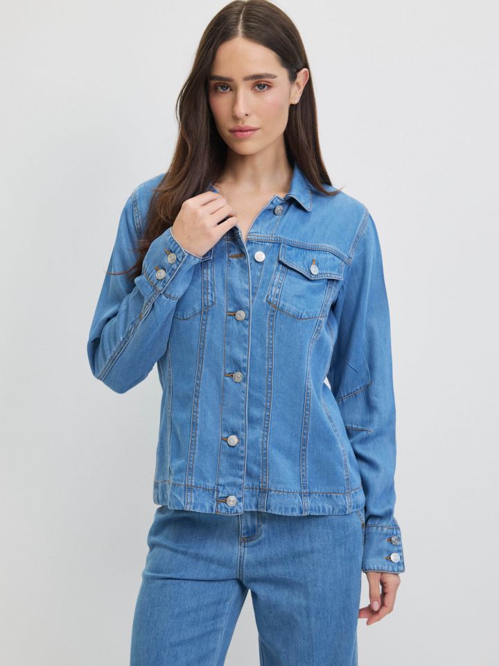 ג’קט ג’ינס טנסל בצבע ג’ינס בהיר