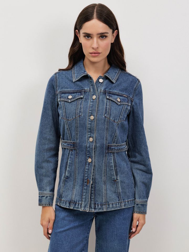 ג’קט ג’ינס חגורה בצבע ג’ינס