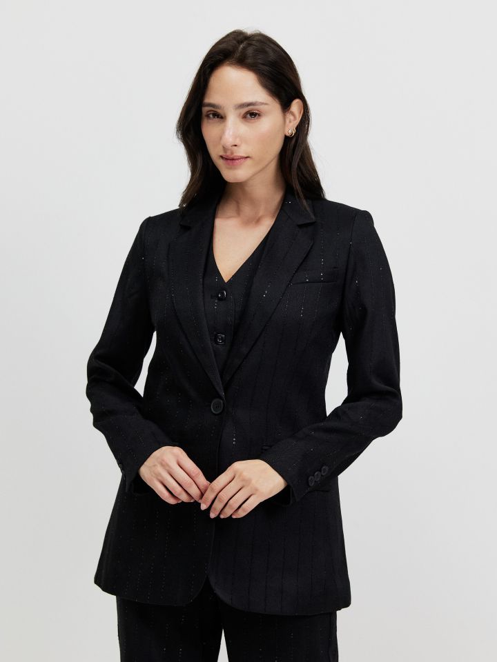 ג’קט פסי פייטים בצבע שחור